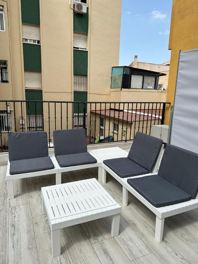 Malaga Inn Apartaments المظهر الخارجي الصورة