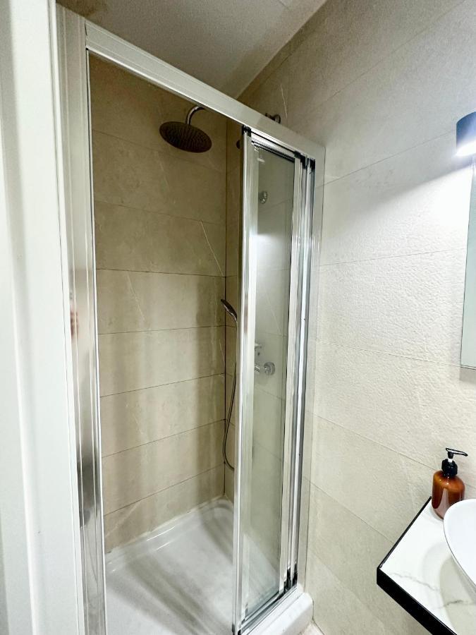 Malaga Inn Apartaments المظهر الخارجي الصورة